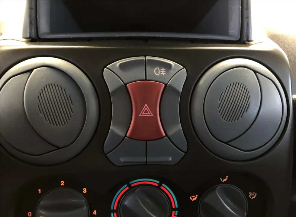 69e729b0f3800.webp