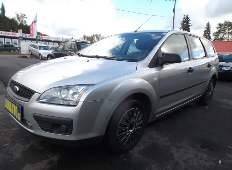 Ford Focus 1,6 TDCi pouze na nd nepojízdné
