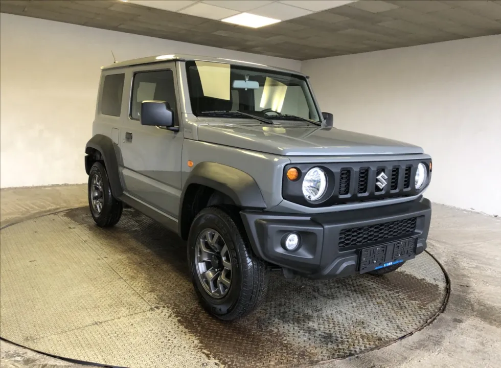 Suzuki Jimny 1,5 VVT-i 4-místa nové vozidlo