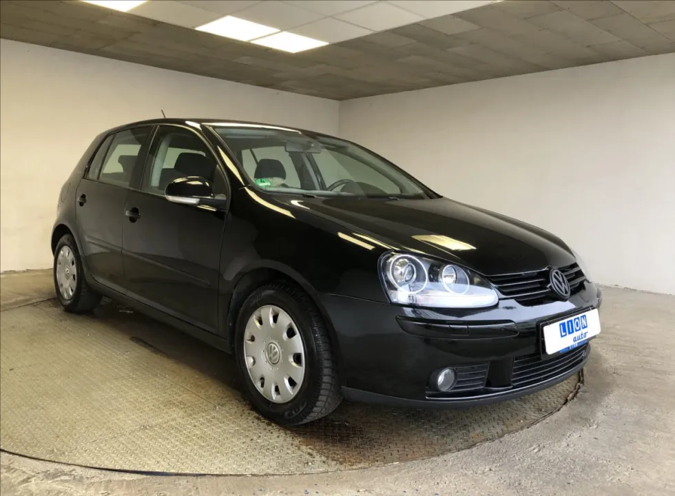 Volkswagen Golf 1,6 MPI  GOAL