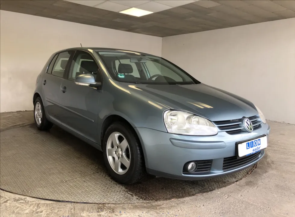 Volkswagen Golf 1,6 MPI