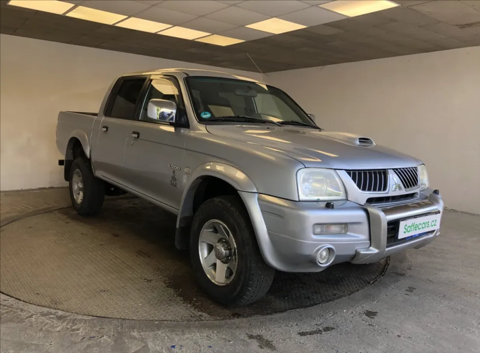 Mitsubishi L200 2,5 TD  L 200